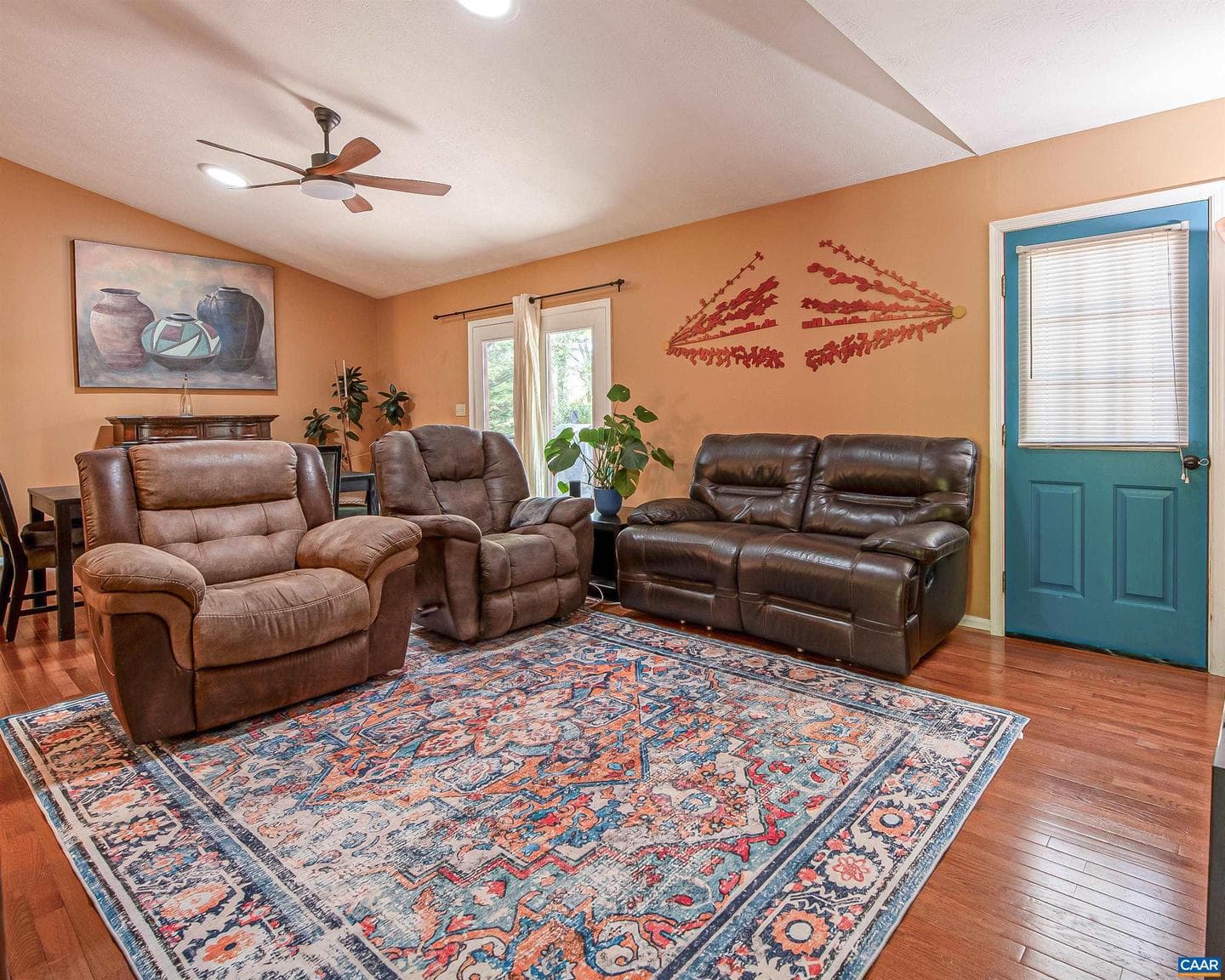 124 Azalea Dr photo 9