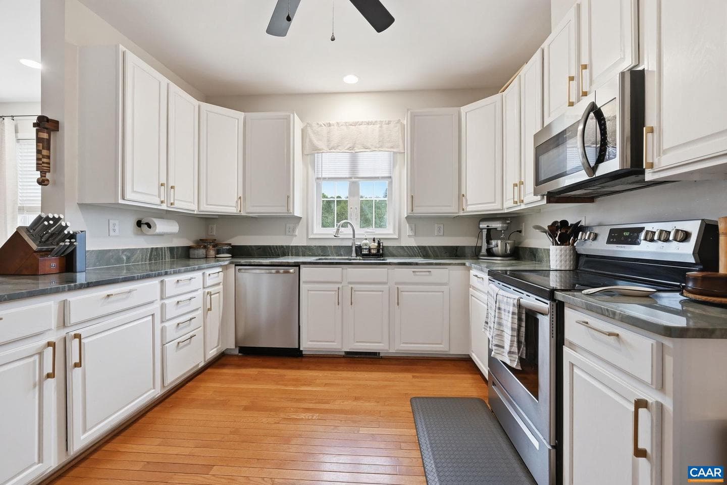 172 Glebe Ln photo 13