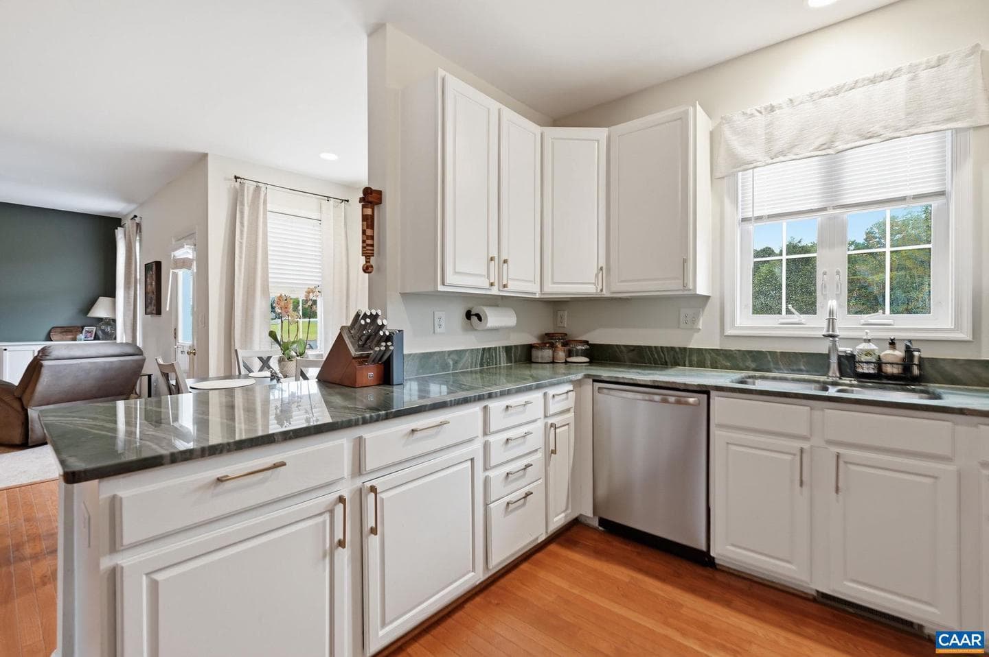 172 Glebe Ln photo 16
