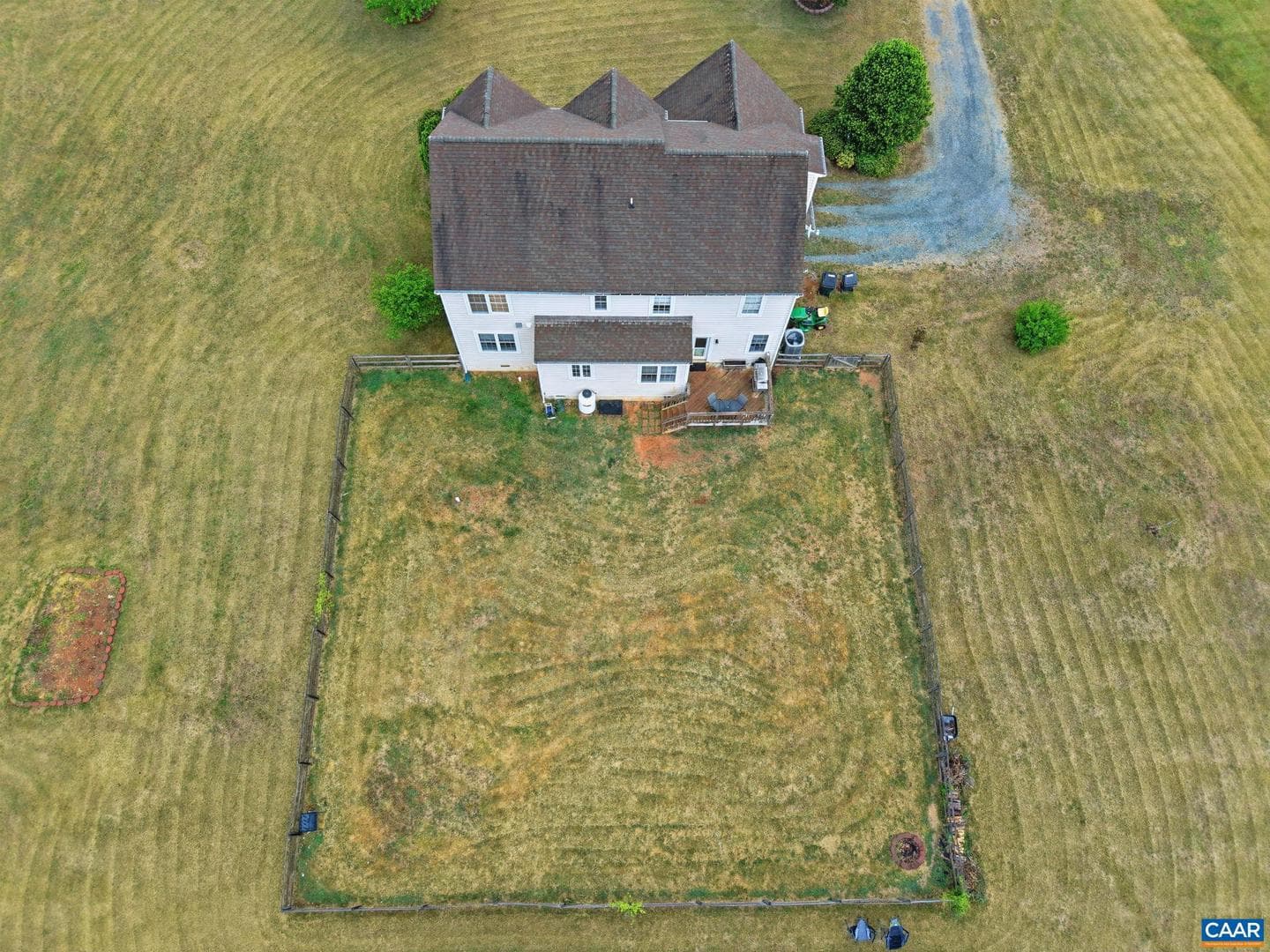 172 Glebe Ln photo 70