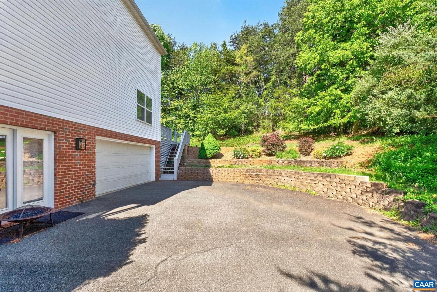 1663 Appian Way photo 35