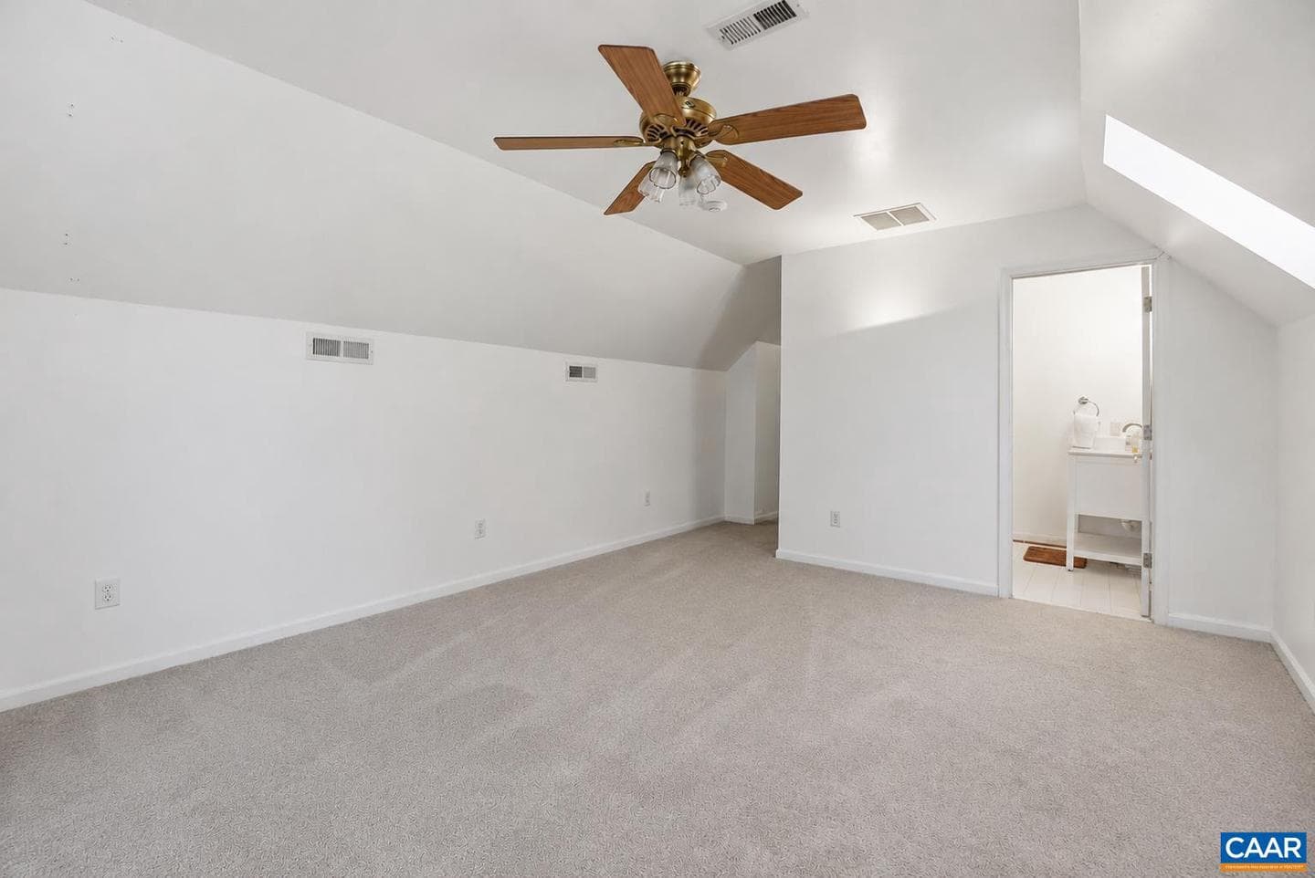 7793 White Oak Rd photo 17