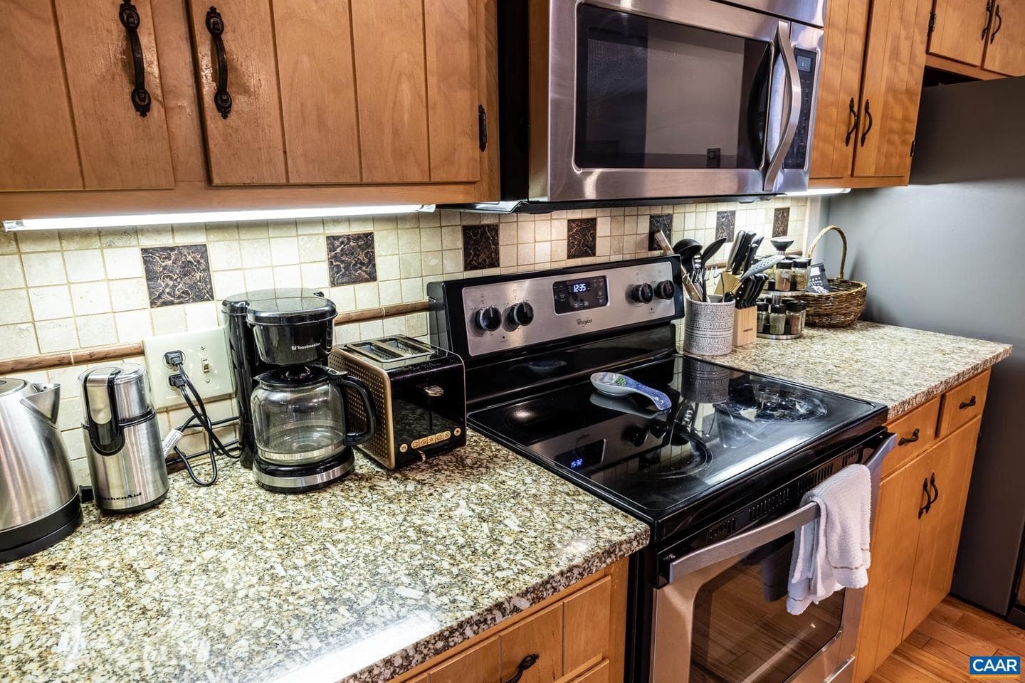 67 S Forest Dr photo 10