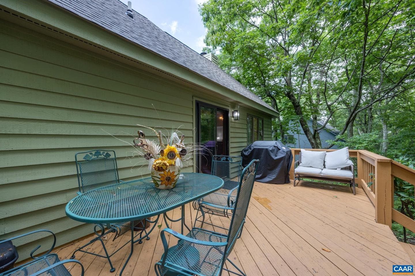 67 S Forest Dr photo 32