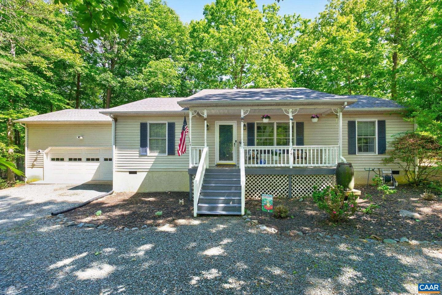 29 N Bearwood Dr photo 2