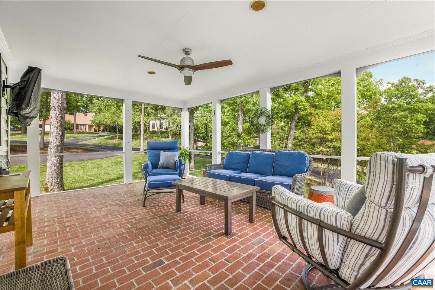1500 Perth Ct photo 25