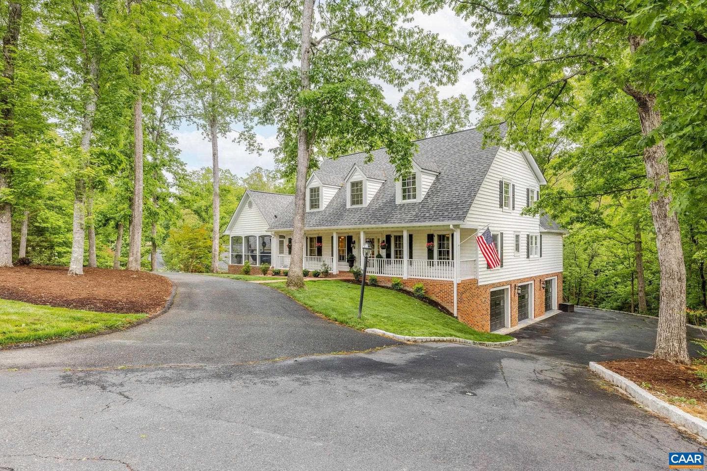 1500 Perth Ct photo 3