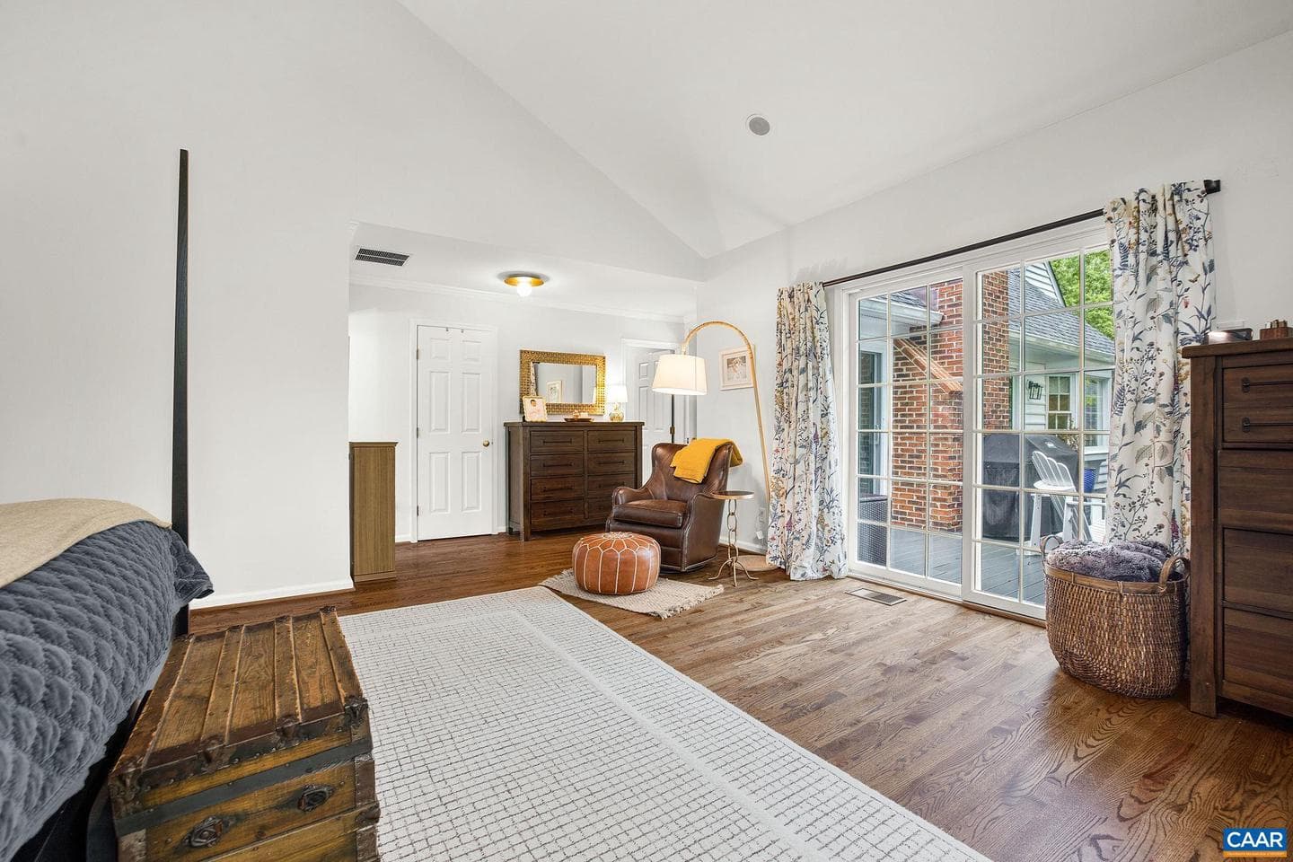 1500 Perth Ct photo 33