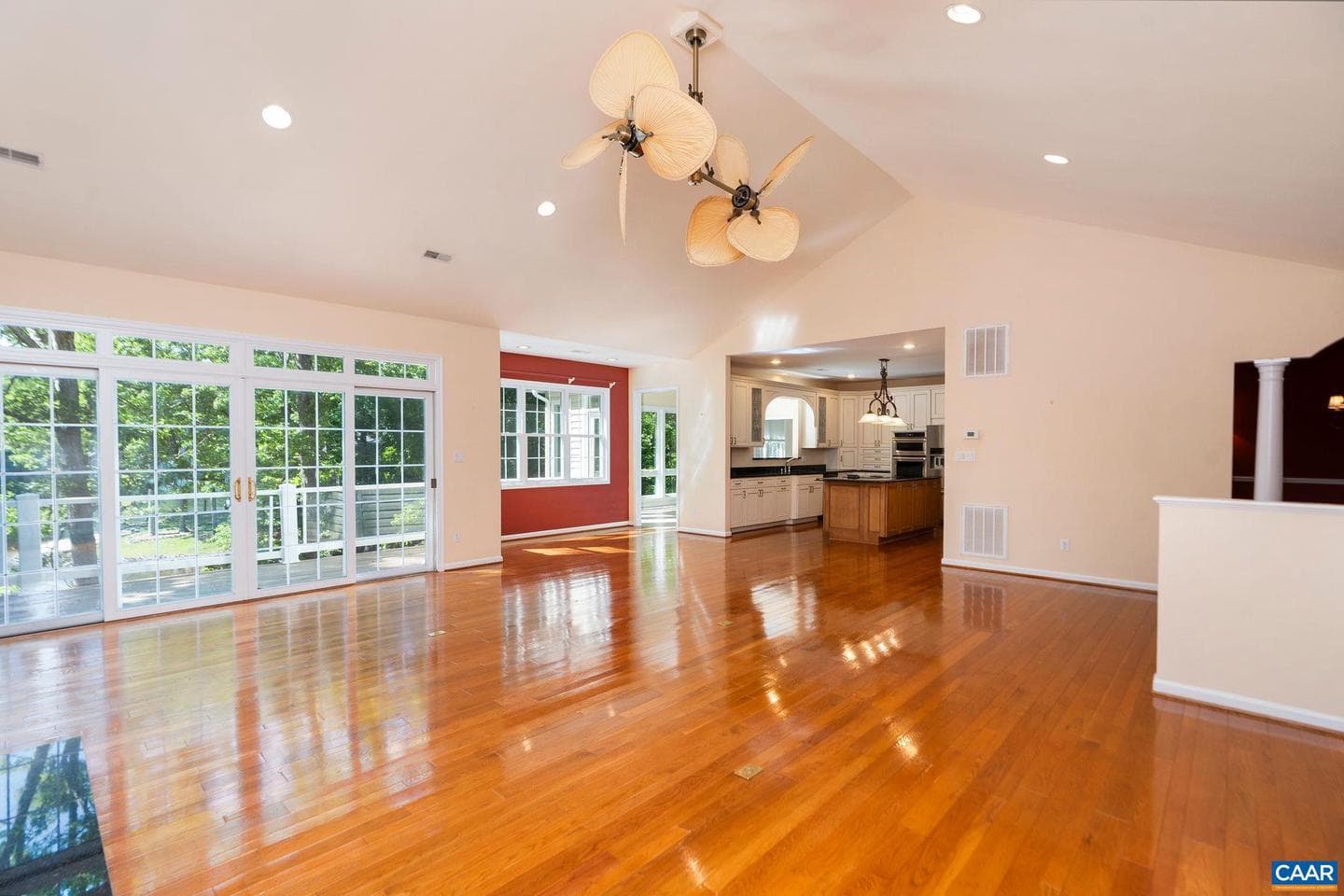 21 Amethyst Rd photo 4