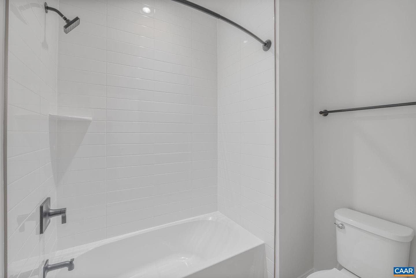 34d Ashlin Cove photo 38