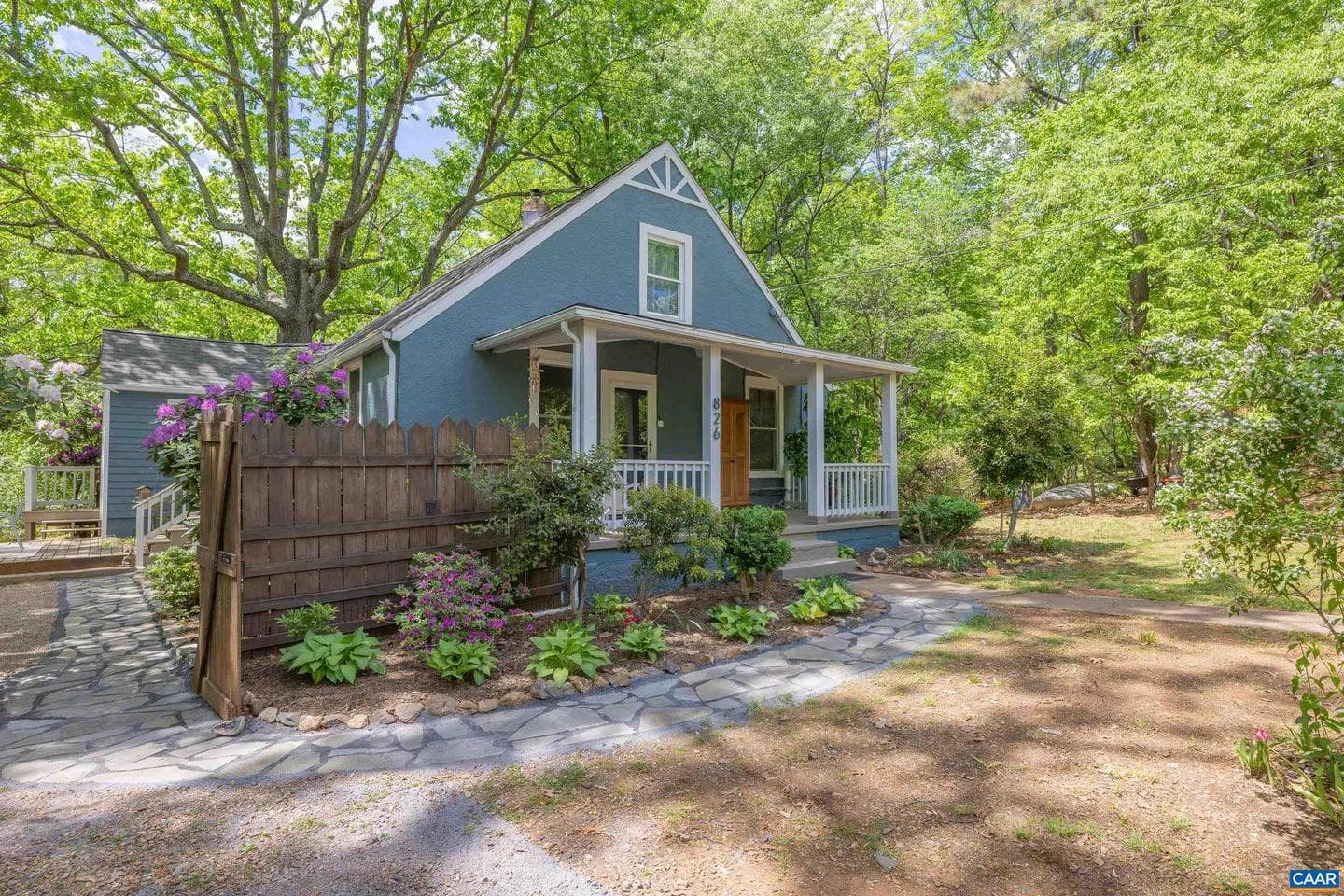 826 Beagle Gap Rd