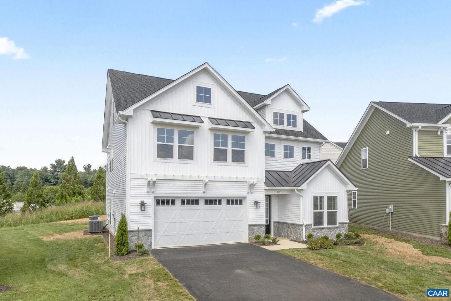 305 Sunbird Ln, Waynesboro