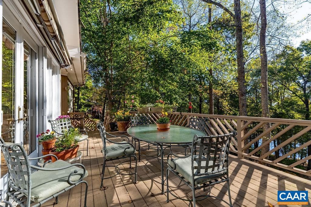 105 Saddleback Knl photo 14