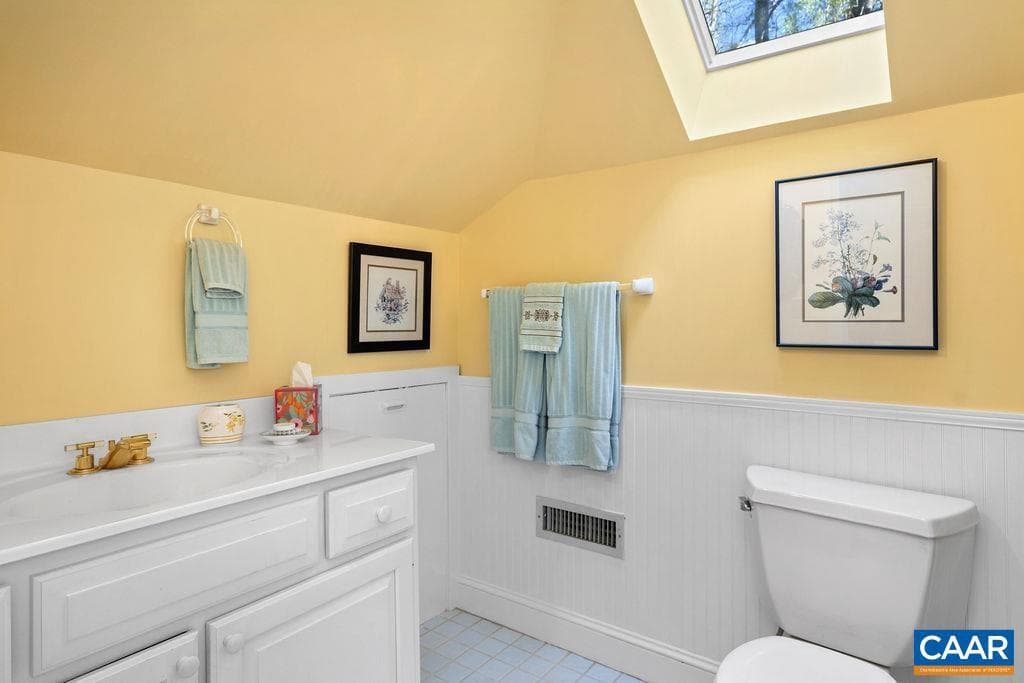 105 Saddleback Knl photo 33