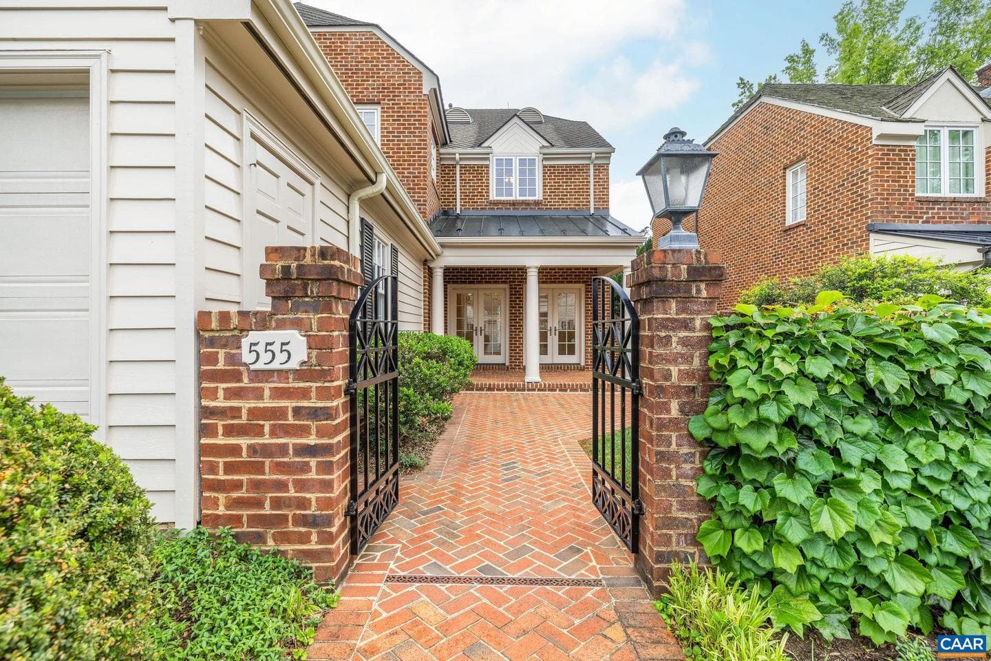 555 Dryden Pl, Charlottesville