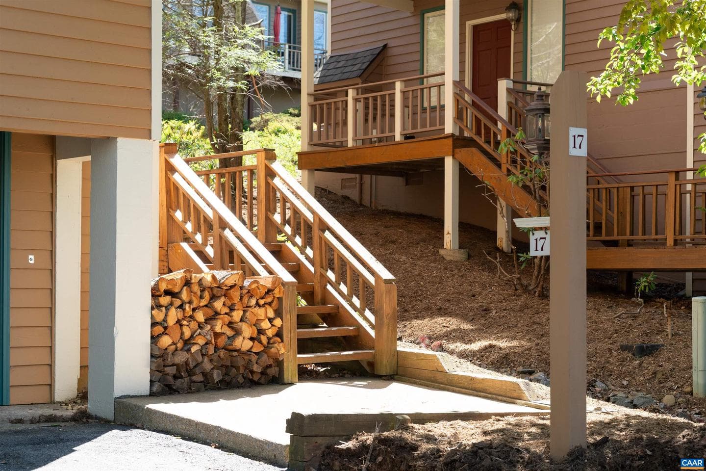 17 Ivy Glen Ln photo 6