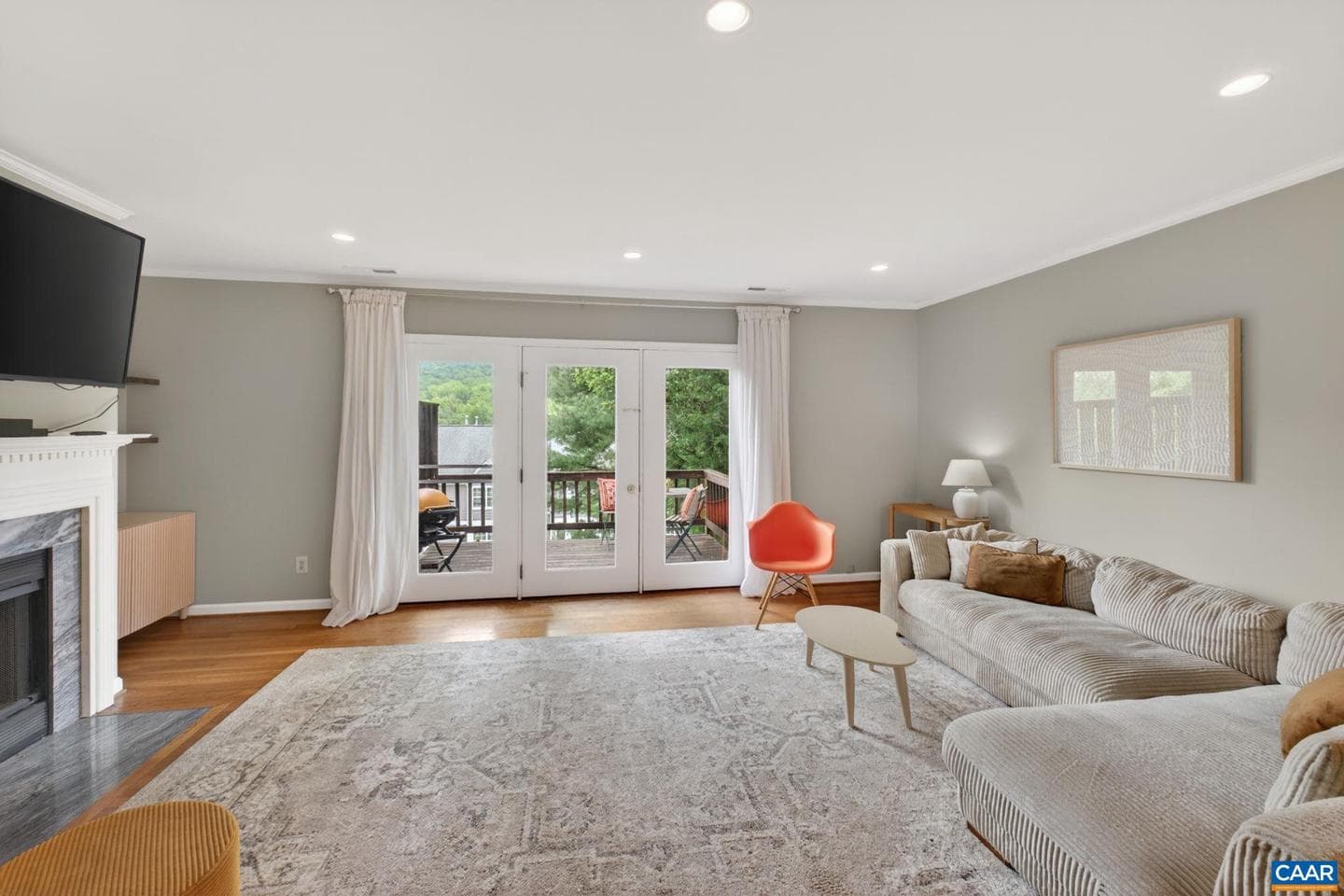 1247 Maple View Dr photo 10