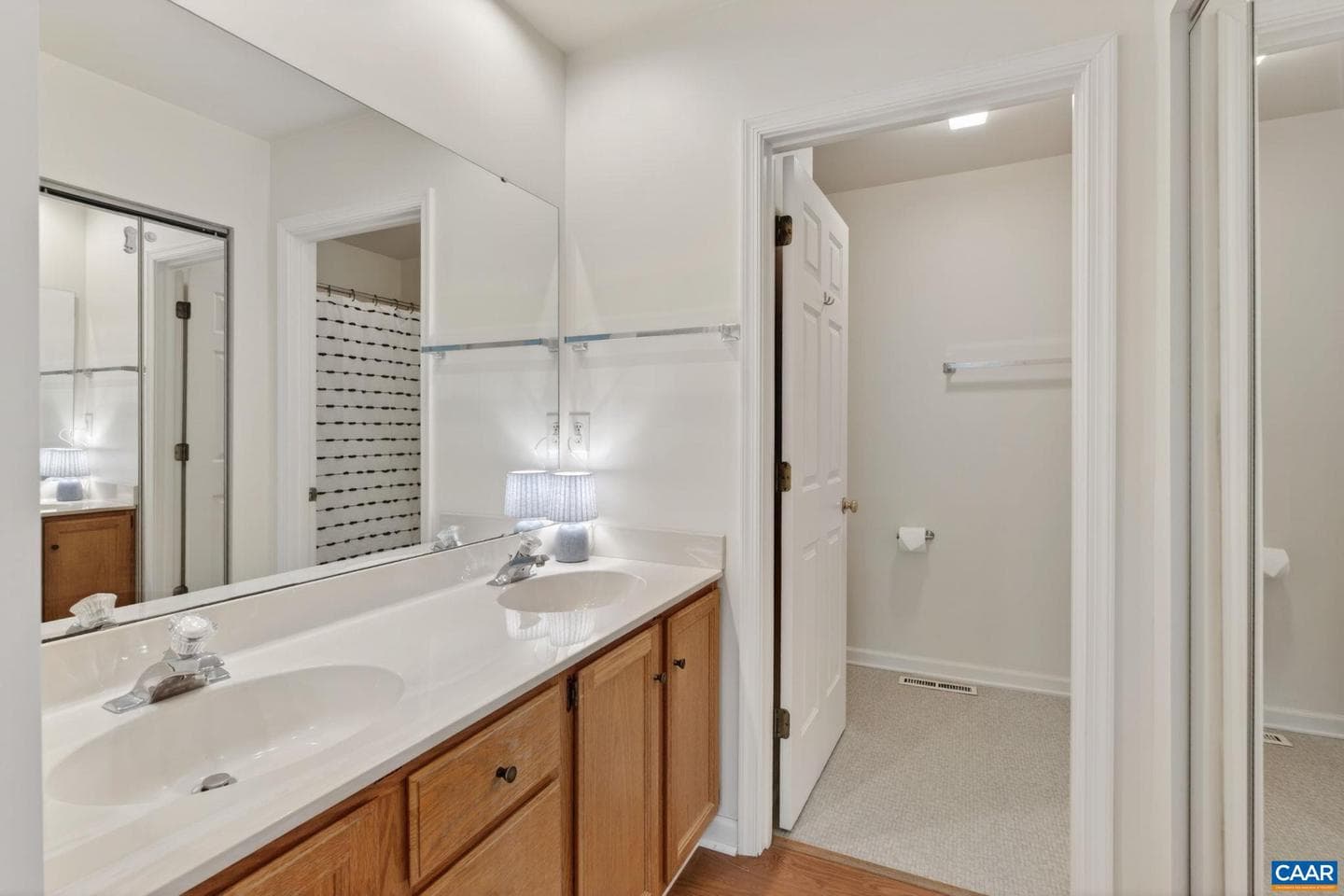 1247 Maple View Dr photo 17