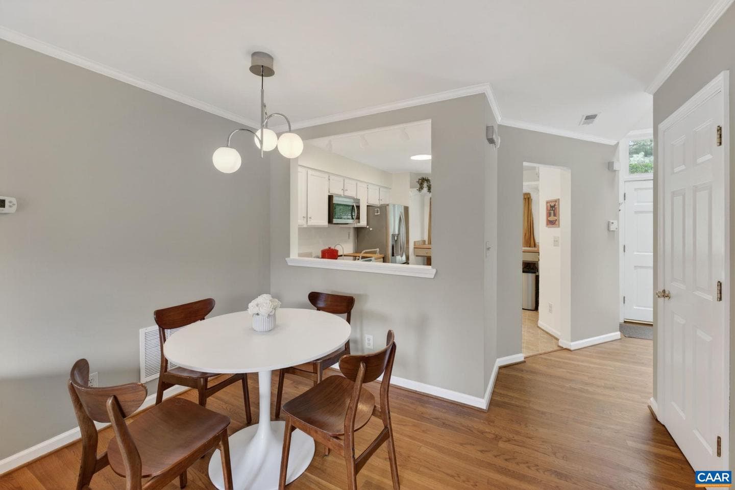 1247 Maple View Dr photo 9