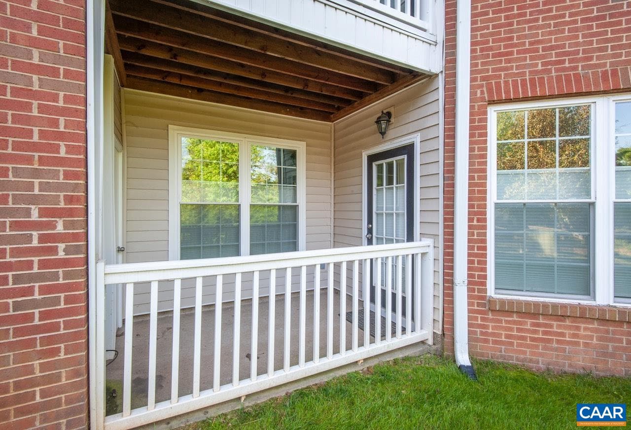 270 Riverbend Dr #1c, Charlottesville