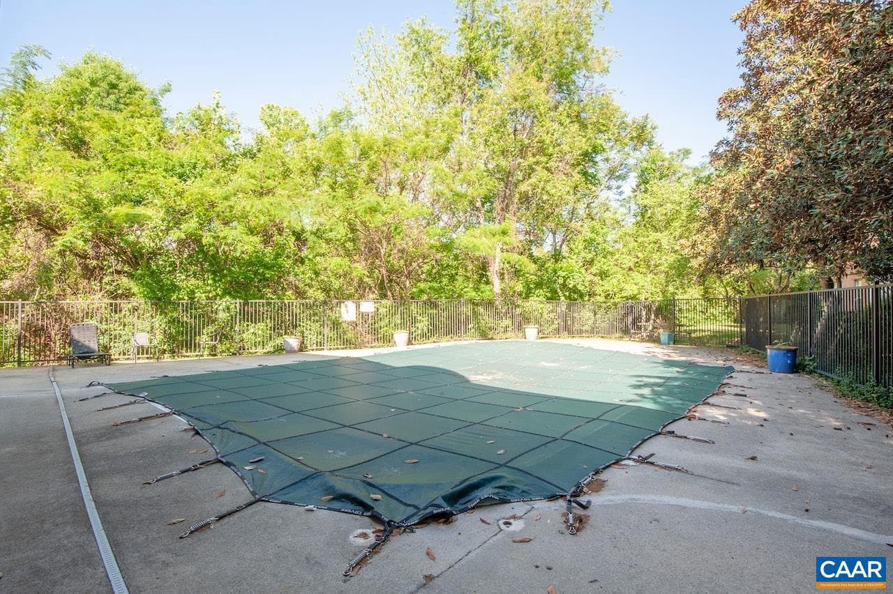 270 Riverbend Dr #1c photo 29