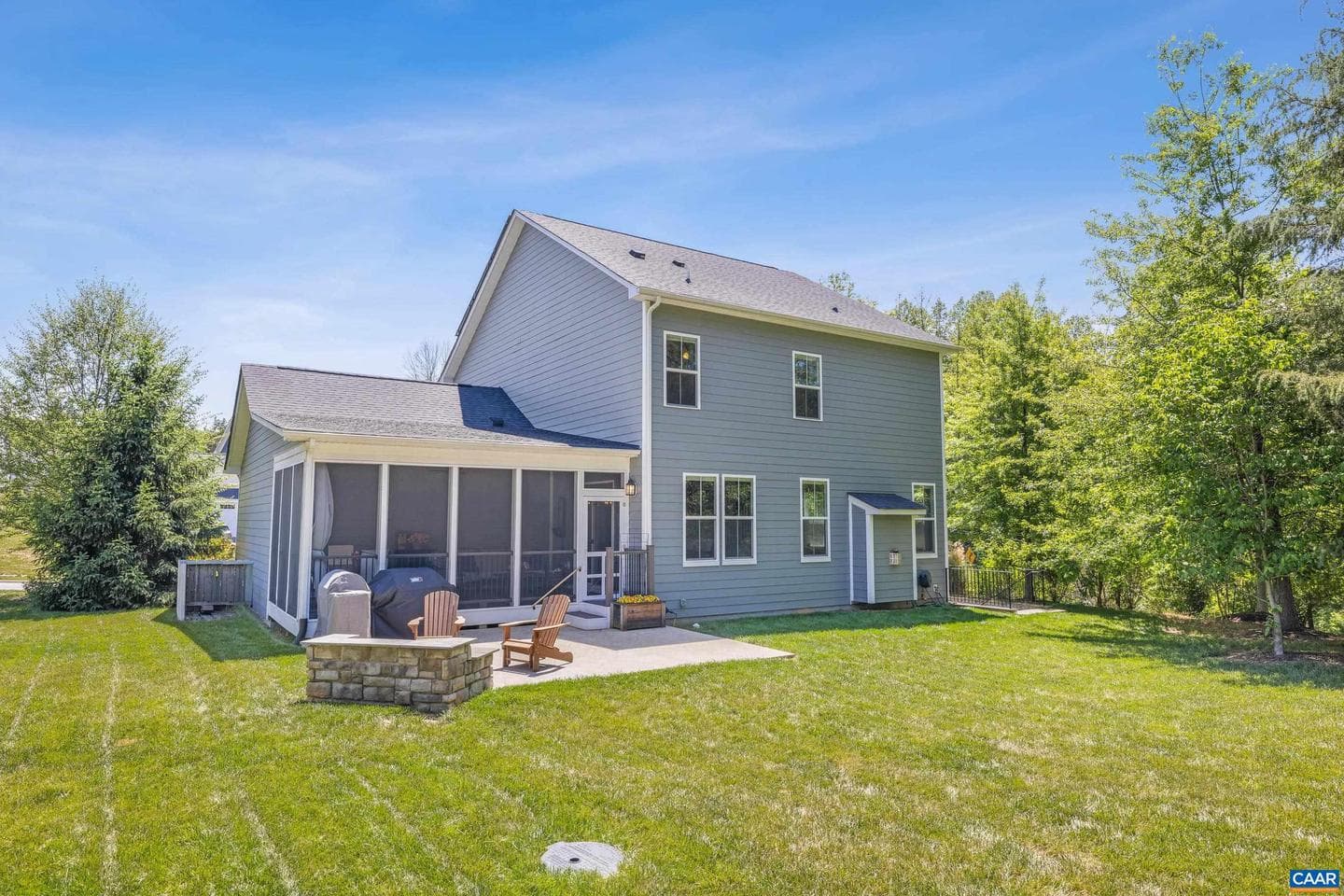 5505 Watervale Dr photo 6