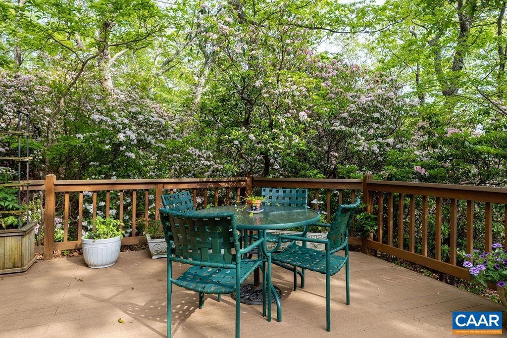 30 Gumtree Dr photo 32