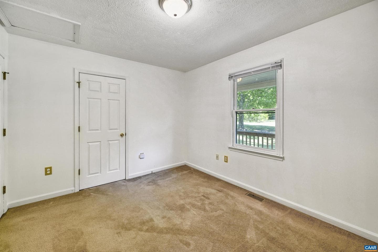 2445 Eastham Rd photo 21