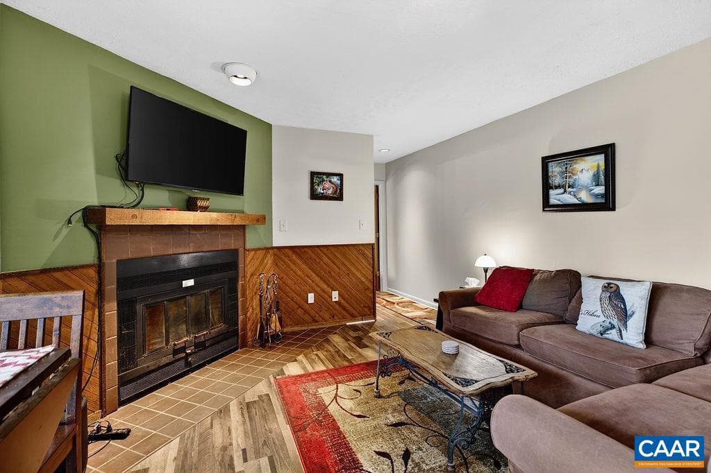 2231 Tanners Ridge Condos photo 11