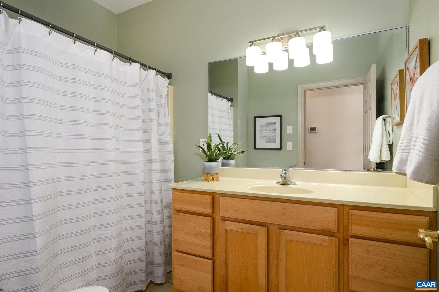 458 Fieldstone Dr photo 24
