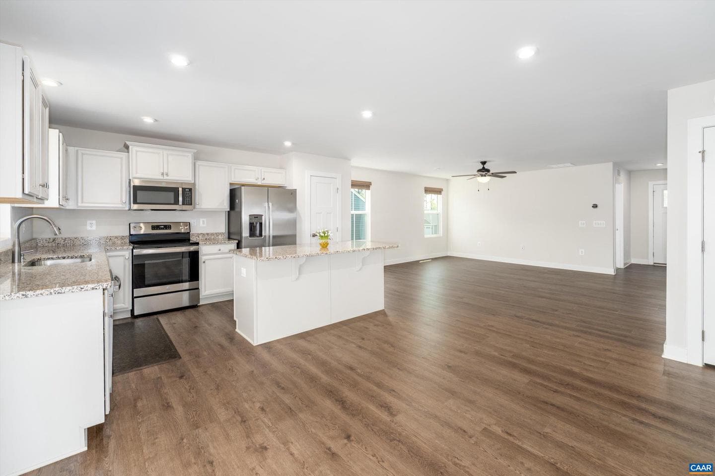 93 Archer Dr photo 24