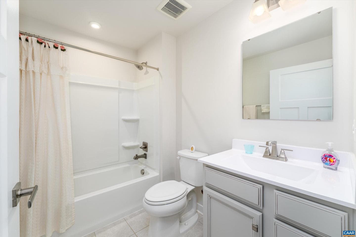 93 Archer Dr photo 43