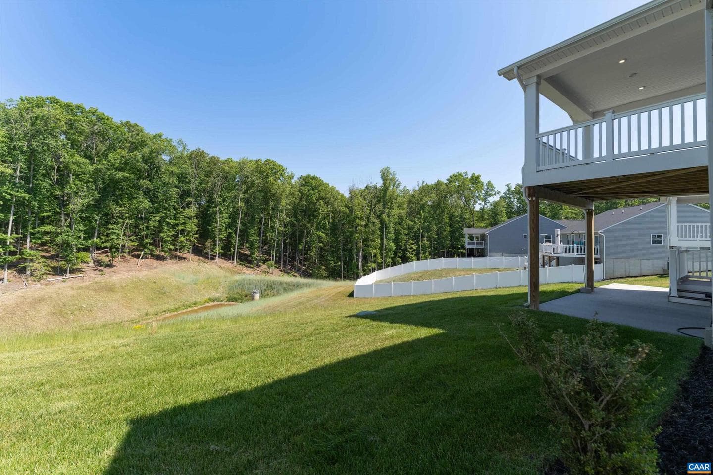 93 Archer Dr photo 5
