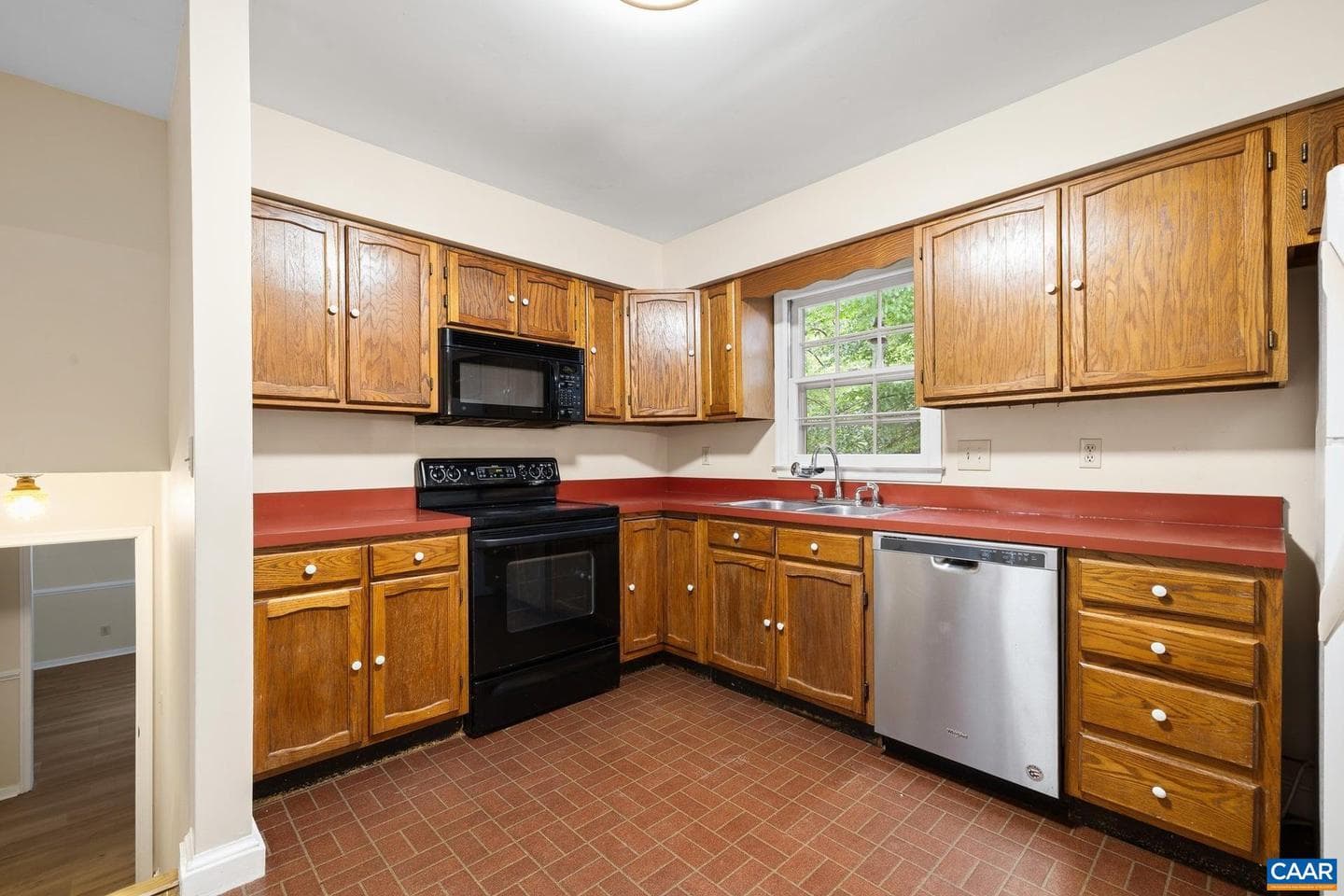 1092 Towne Ln photo 23