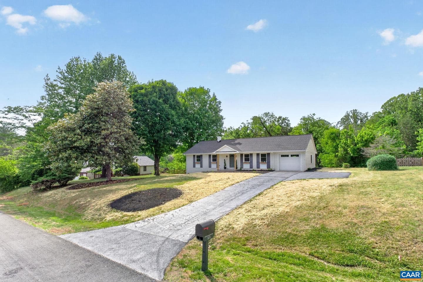 103 Bollingbrook Dr photo 40