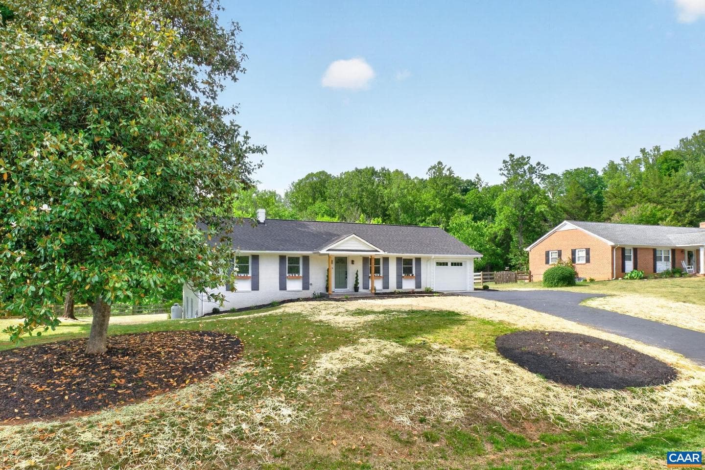 103 Bollingbrook Dr photo 42