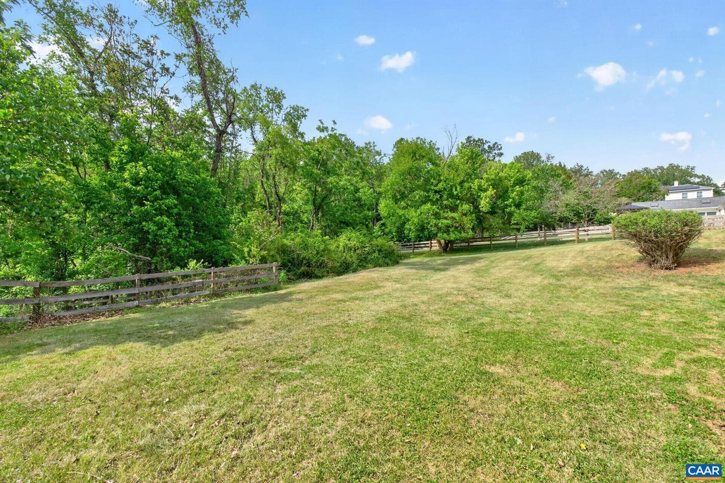 103 Bollingbrook Dr photo 46