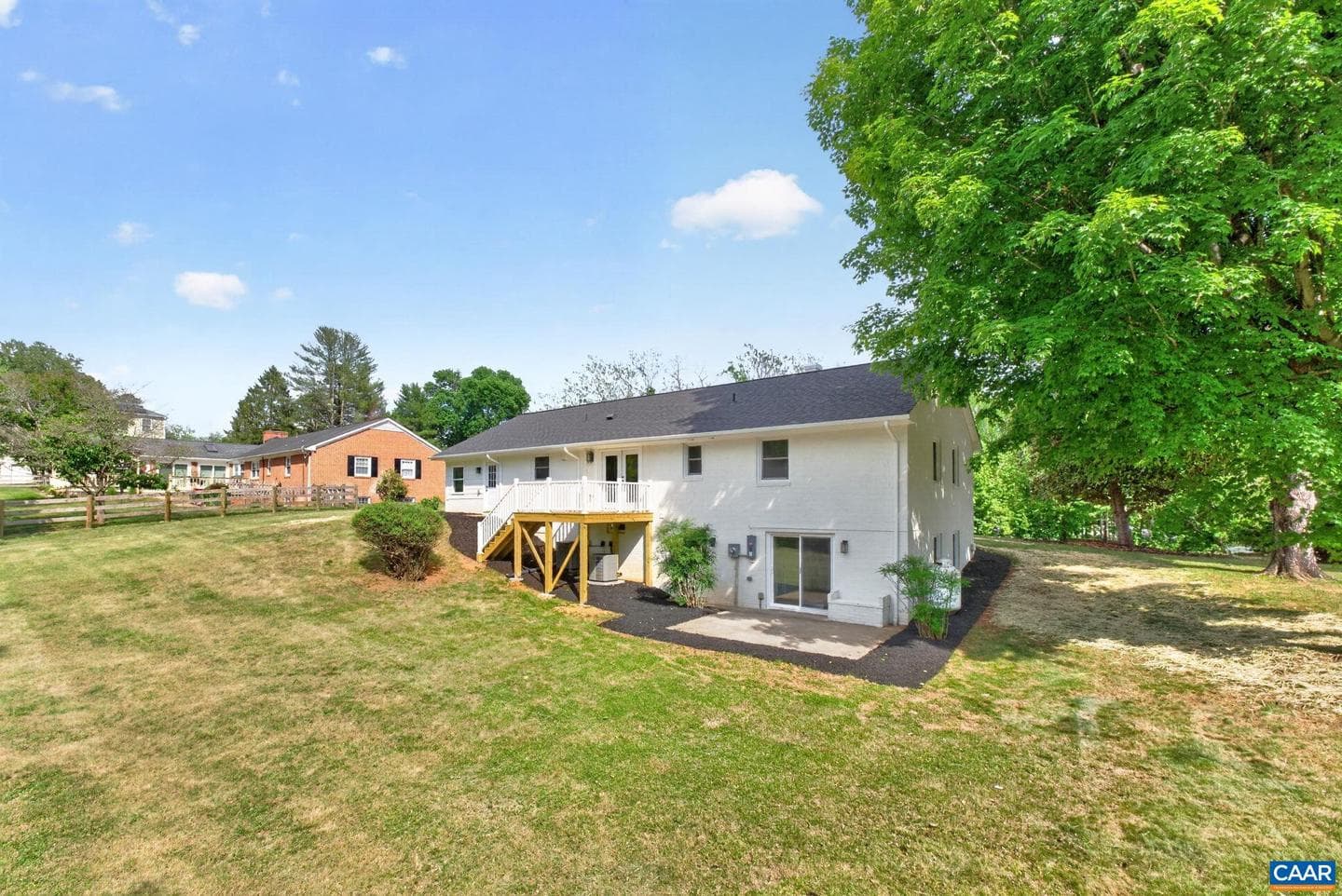103 Bollingbrook Dr photo 48