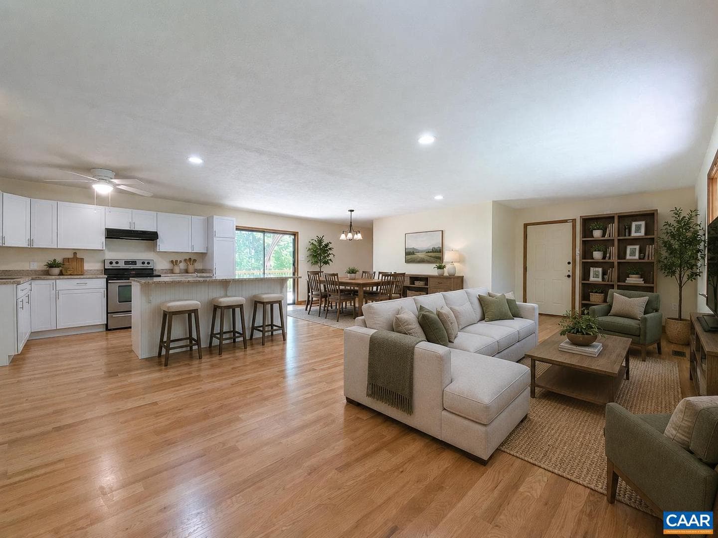 247 Goldenrod Rd photo 5