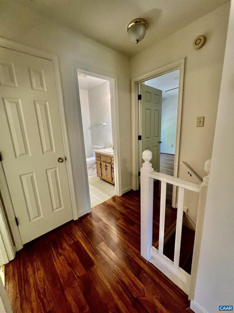 7719 Kentucky Derby Dr photo 11