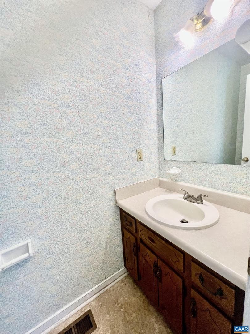 7719 Kentucky Derby Dr photo 20