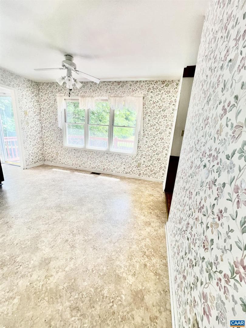 7719 Kentucky Derby Dr photo 7
