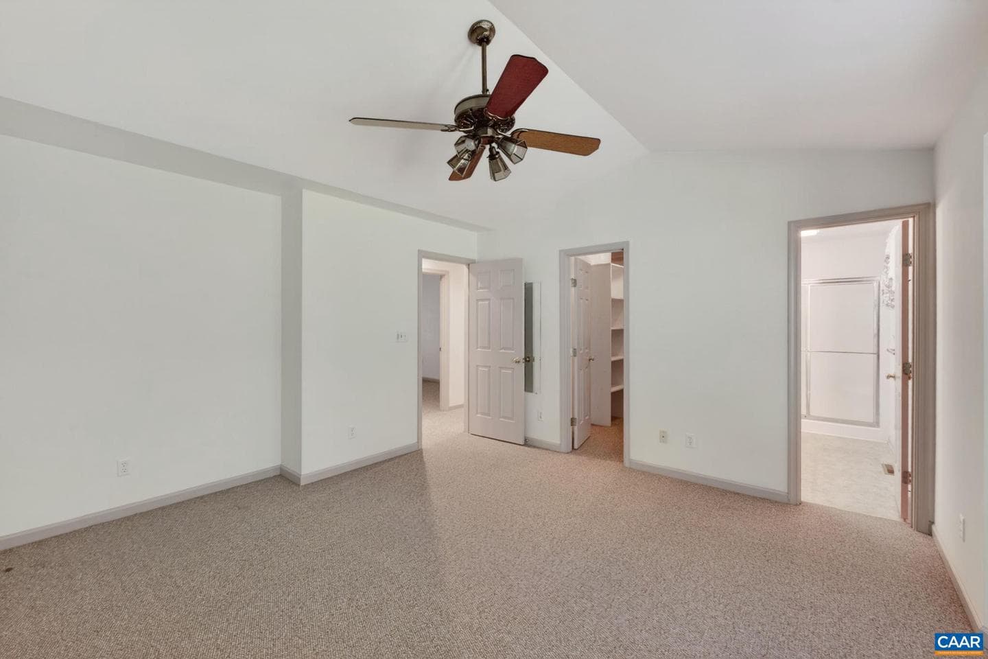 339 Jefferson Dr photo 22