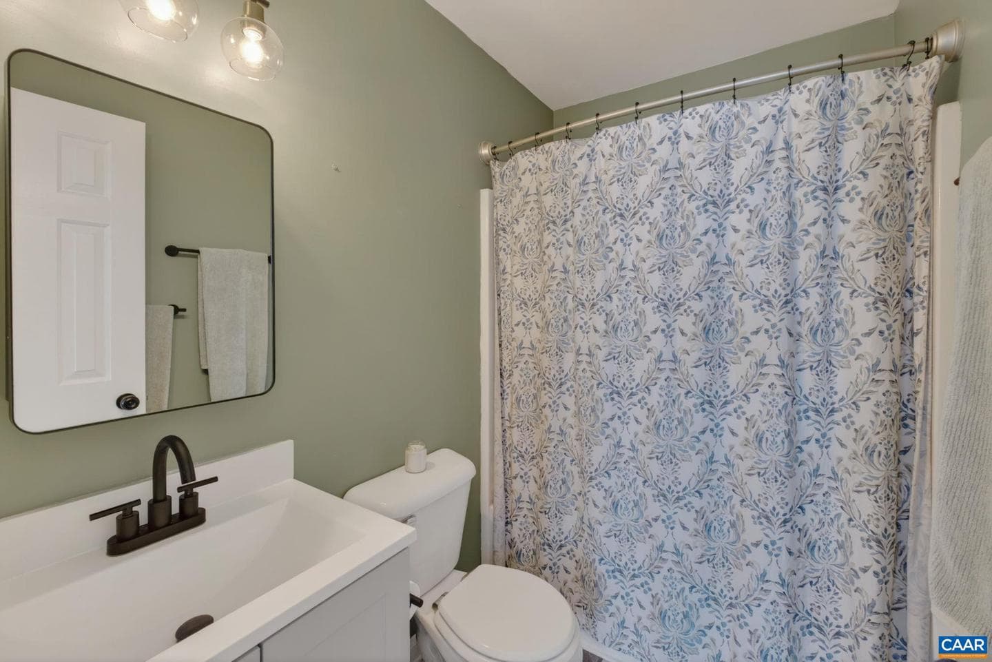 1557 Primrose Ln photo 20