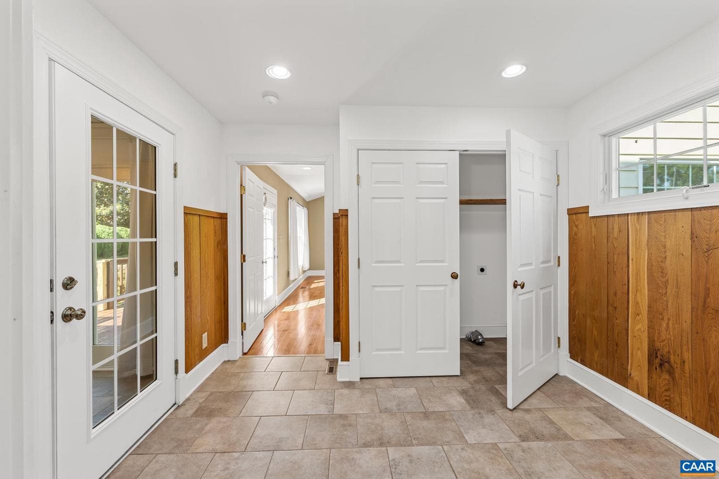 172 Landon Ln photo 11