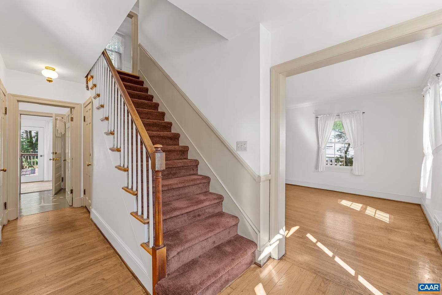 172 Landon Ln photo 7