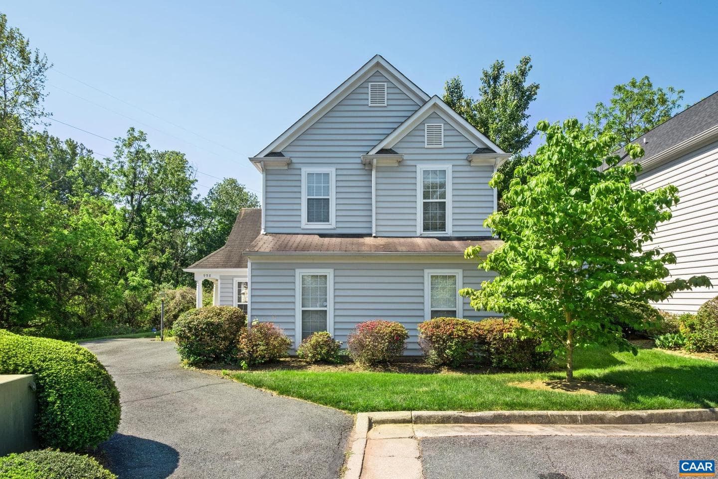 998 Pintail Ln