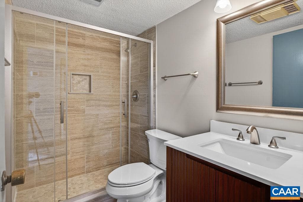 1418 Highlands Condos photo 16
