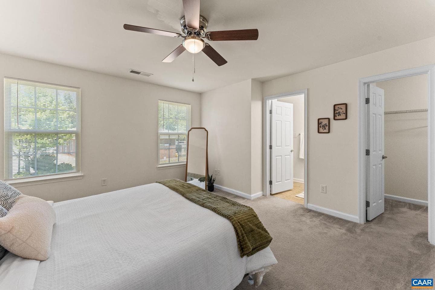 72 Villa Cir photo 14