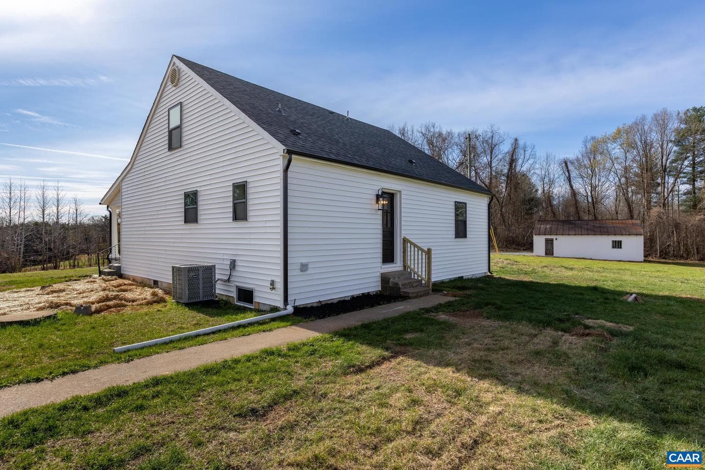 2733 Cedar Lane Rd photo 11